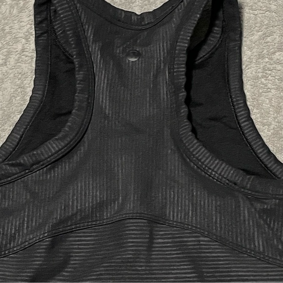 Lululemon blissful bend tank size 2 black - Picture 11 of 12